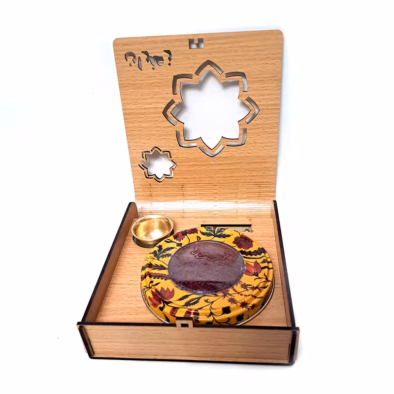 زعفران - 4.608 گرم به همراه هاون