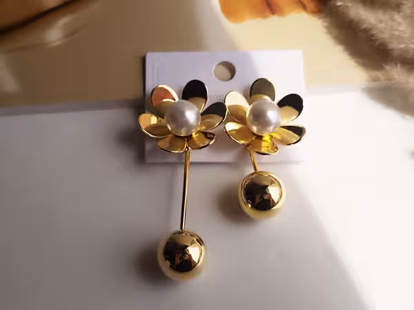 گوشواره گل مرواریدی آویز گوی