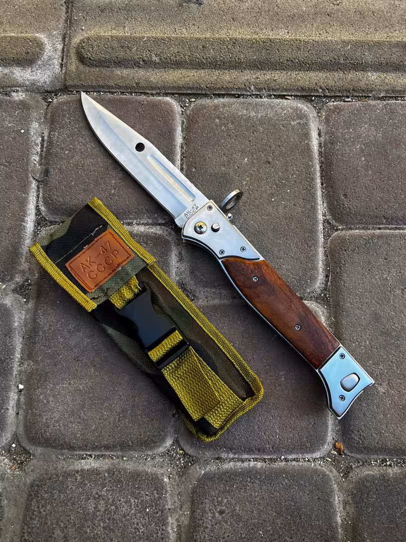 چاقو جیبی تاشو غول سرنیزه AK47 طول کار 34 سانت بهمراه غلاف
