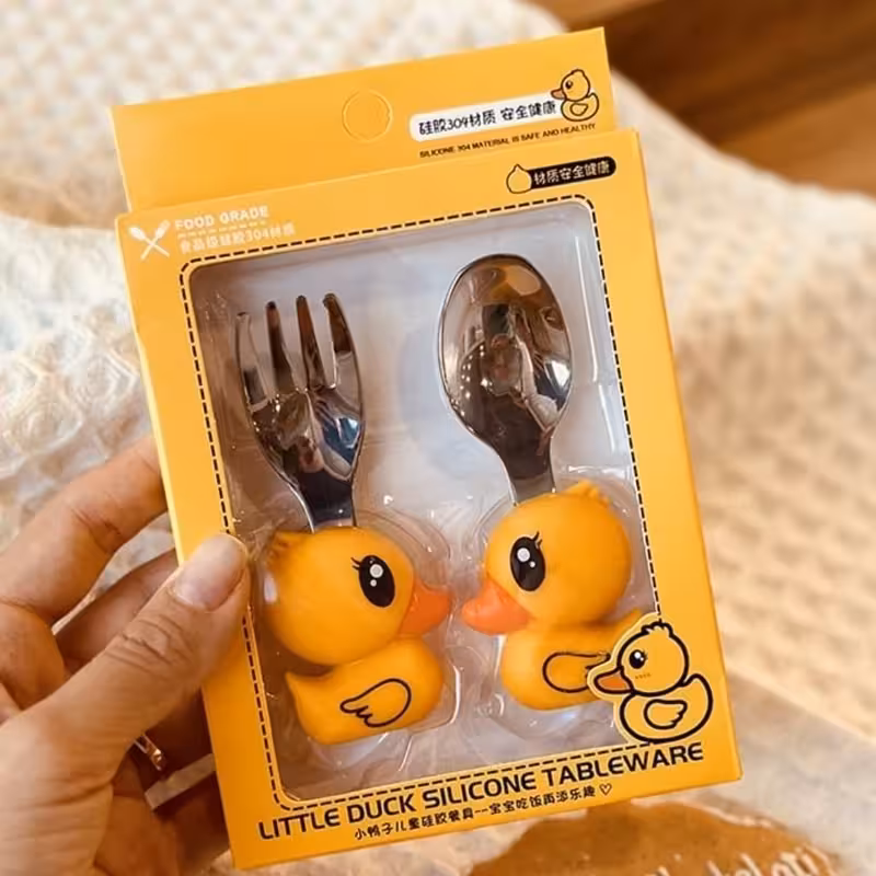 قاشق چنگال کودک طرحدار دسته سیلیکونی | amazonchi