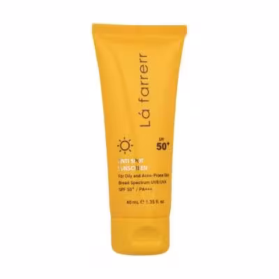 کرم ضد آفتاب و ضدلک بیرنگ لافارر مدل SPF50، مناسب پوستهای چرب، حجم 40 میلیلیتر