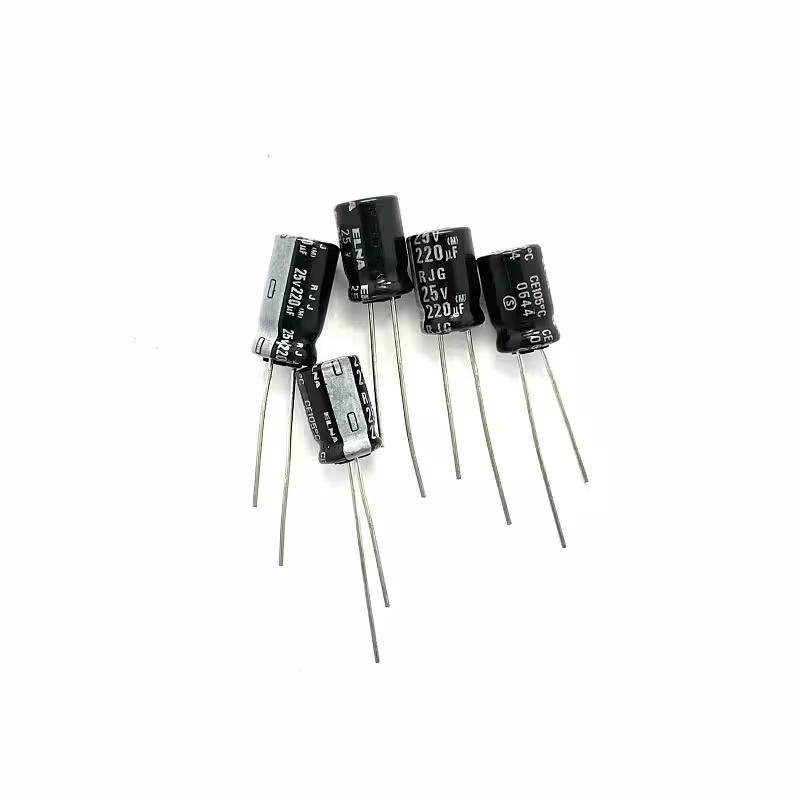 خازن 220 میکروفاراد 25 ولت ژاپنی برند ELNA