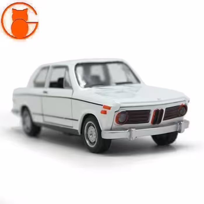 ماکت بی‌ام‌و 2002 سفید سایز 1/36