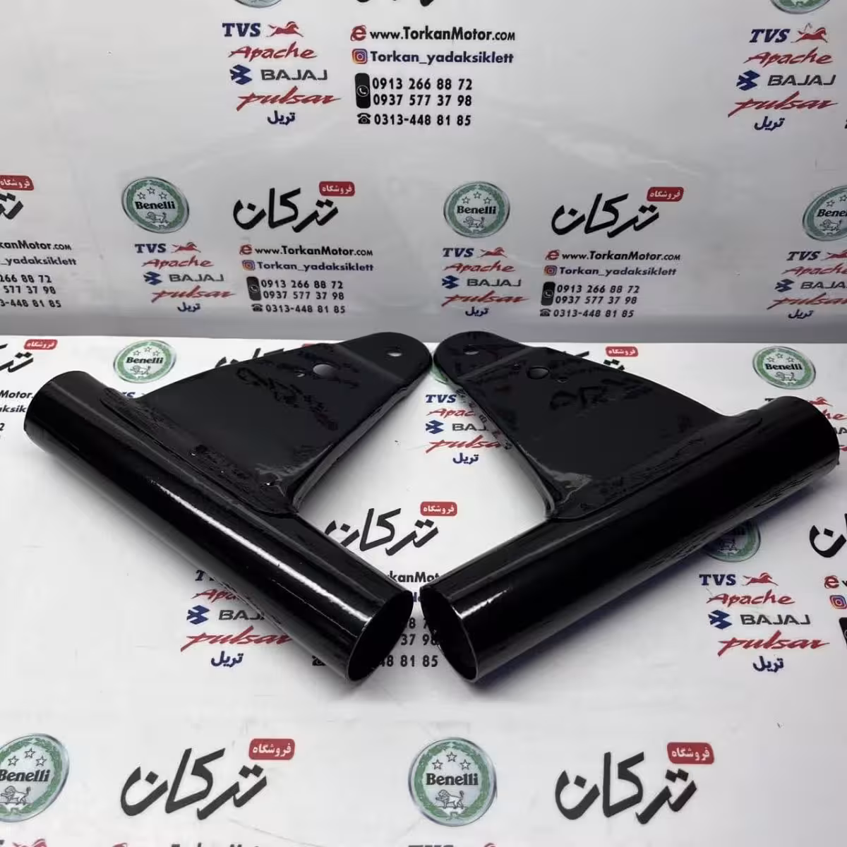 گوشواره اهن کشی چراغ جلو موتور باکسر 150 انژکتور و کاربرات شرکتی (جفتی)