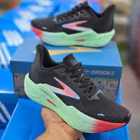 کتونی بروکس مدل Hyperion Max 2 ساخت ویتنام