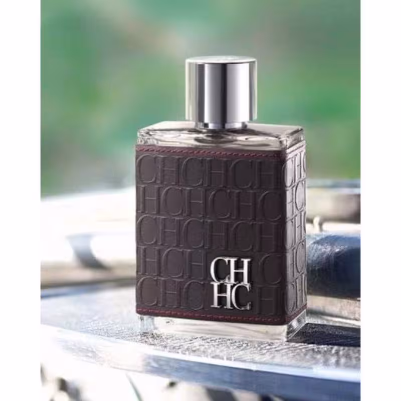 عطر مردانه کارولینا هررا سی اچ مردانه 3 میل
Carolina herrera CH