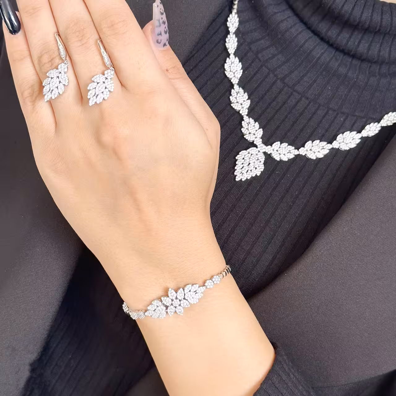 سرویس نقره جواهری زنانه کد 60132