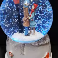 گوی موزیکال عاشقانه پمپی