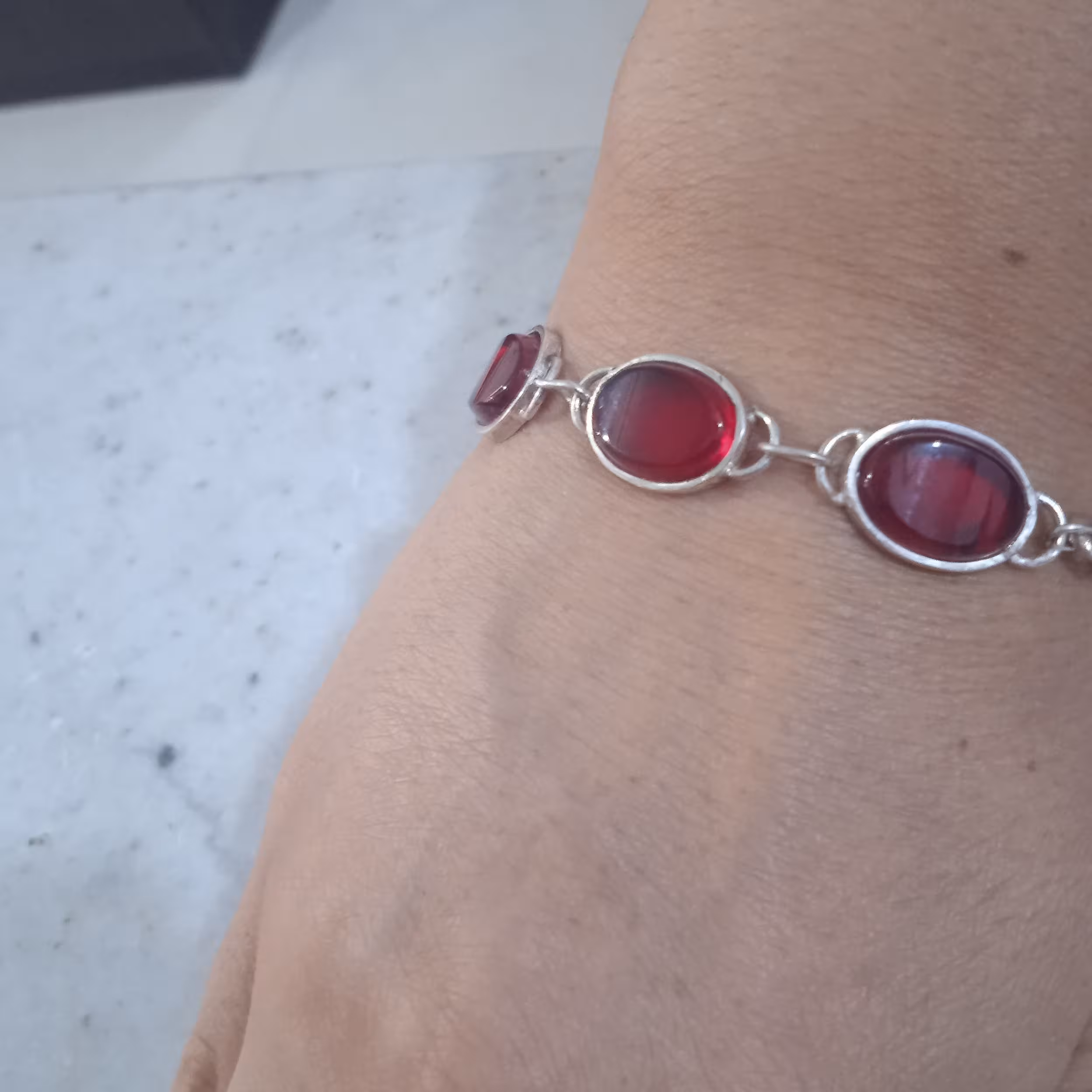 دستبند یاقوت زیبا