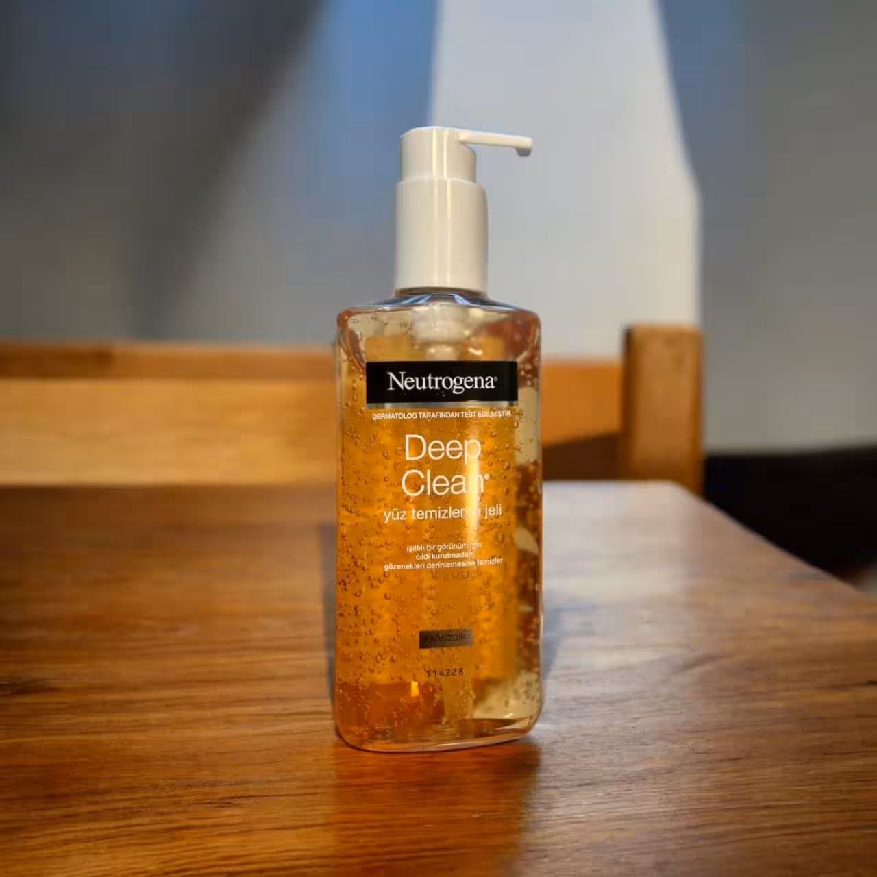 ژل شستشوى صورت نوتروژينا ديپ كلين