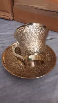 فنجان و نعلبکی برنجی بزرگ