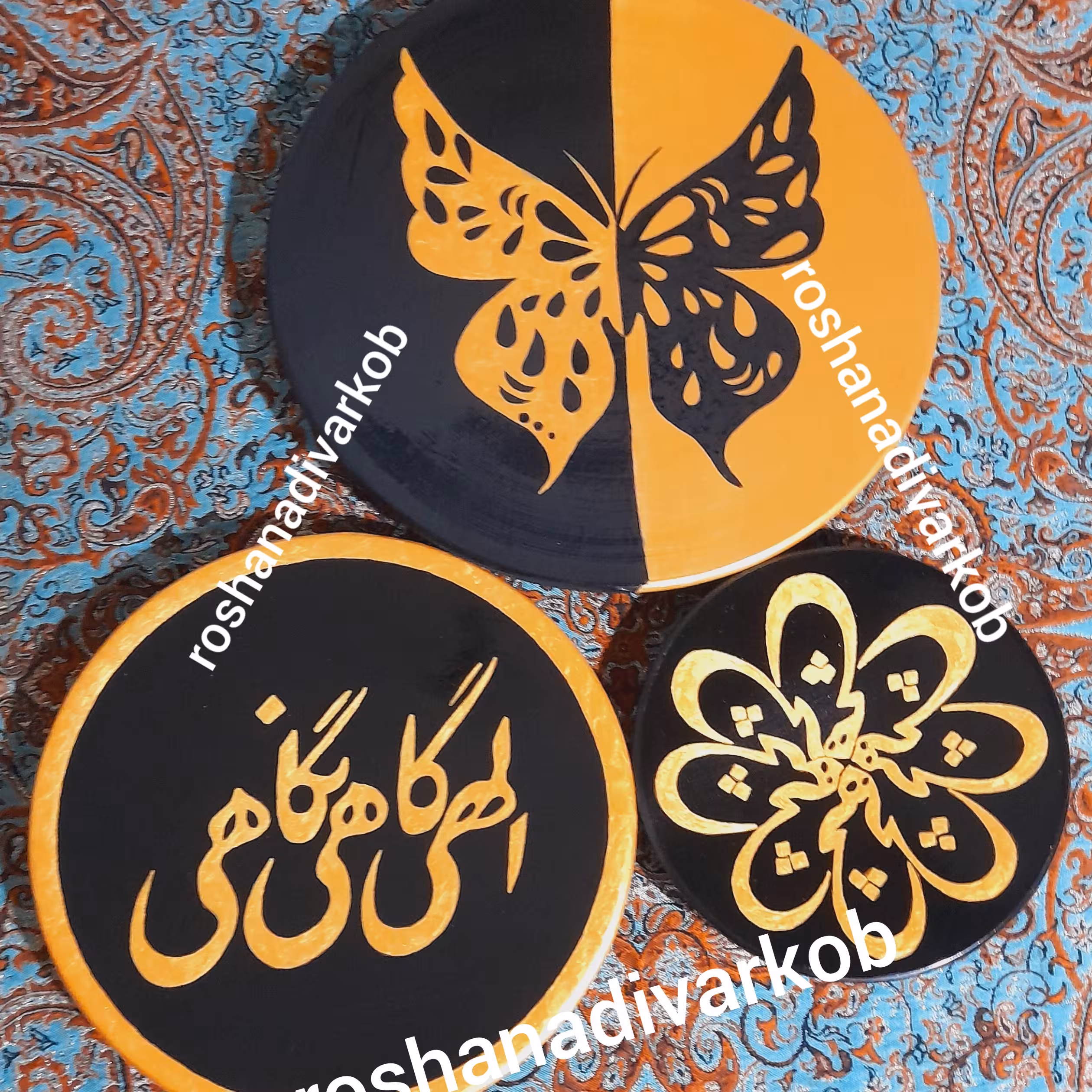 دیوارکوب طلایی مشکی هیچ و شعر و پروانه ست 3 عددی براق
