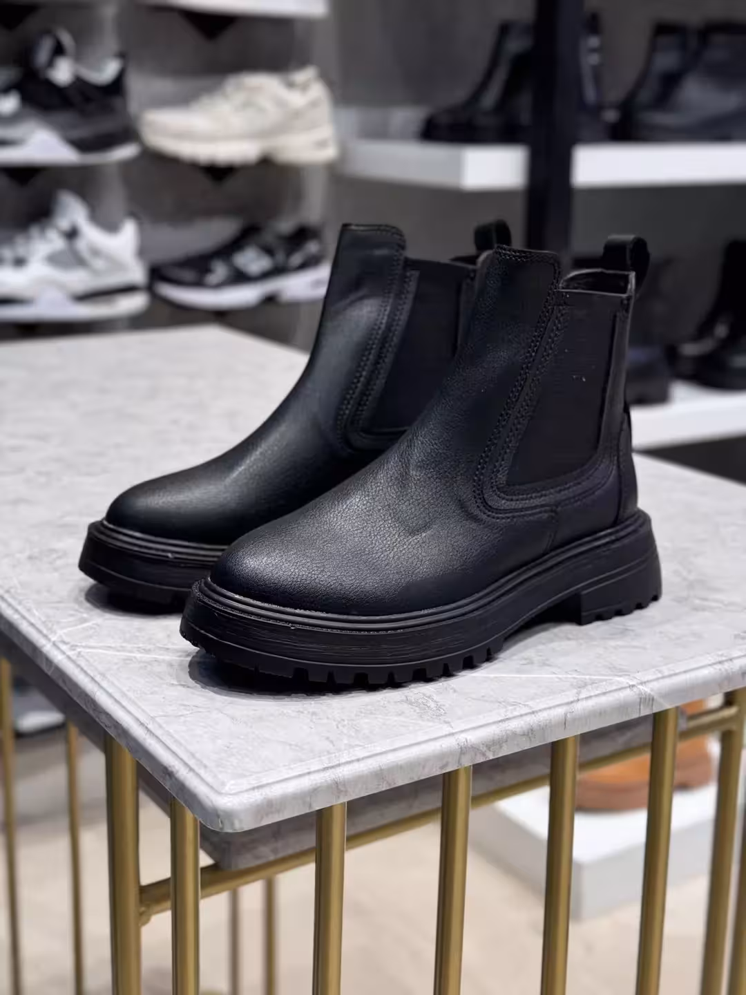 نیم بوت بلند زنانه کدN4-142 رنگ مشکی سایز38