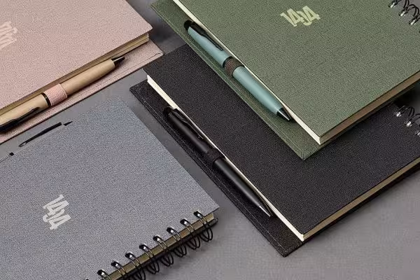 سالنامه رقعی جلد گالینگور فنری – کد TA-530-715