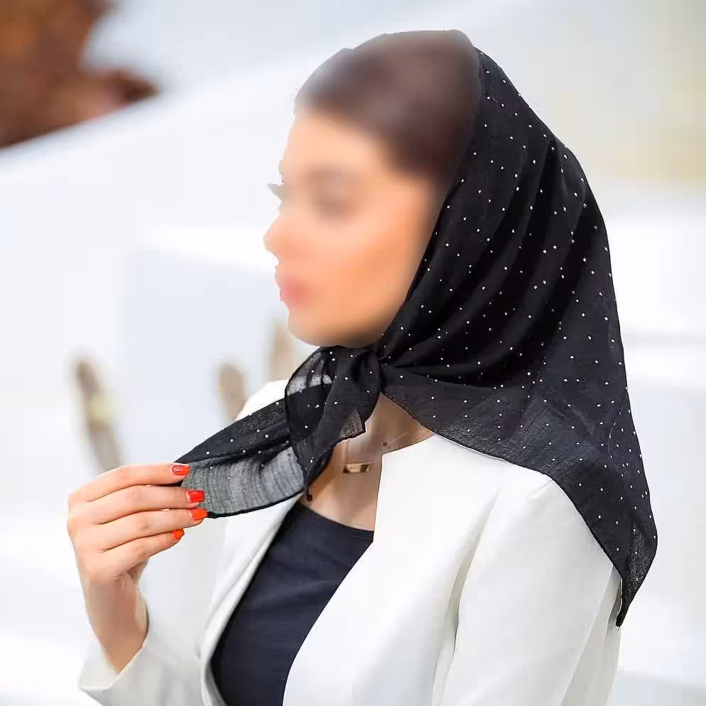 مینی اسکارف نگین کوب نقره ای