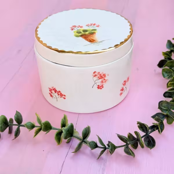 ظرف درب دار گل طرح هفت