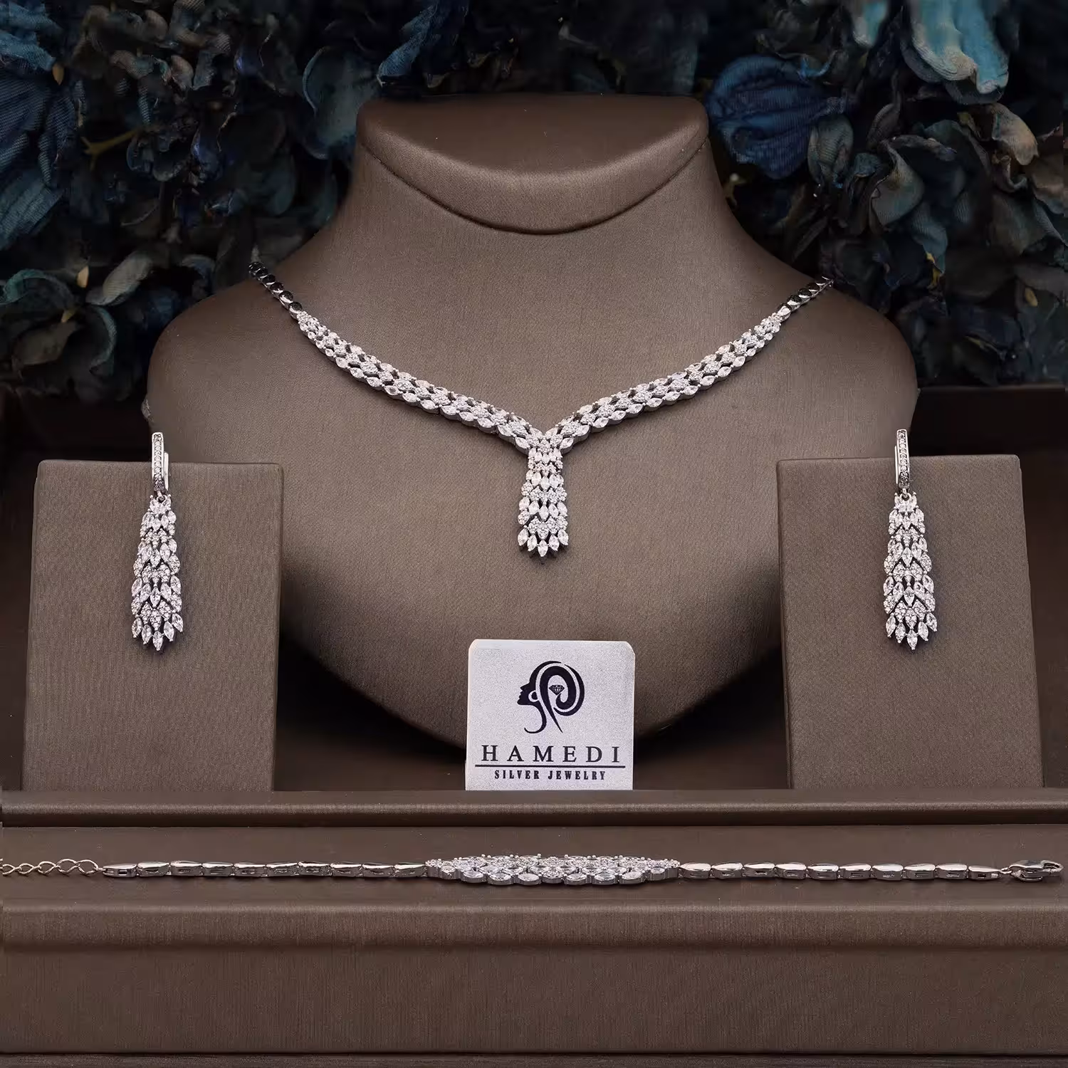 سرویس نقره زنانه جواهری مجلسی مدل SI K12