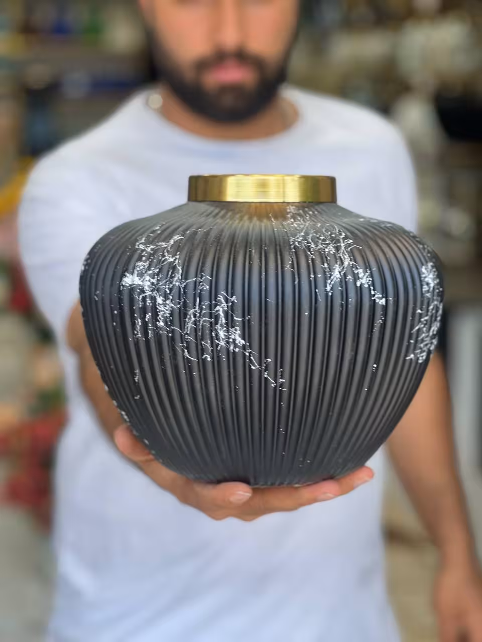 گلدان شیشه ای مدل ارکیده ماربل (مشکی با رگه سفید)