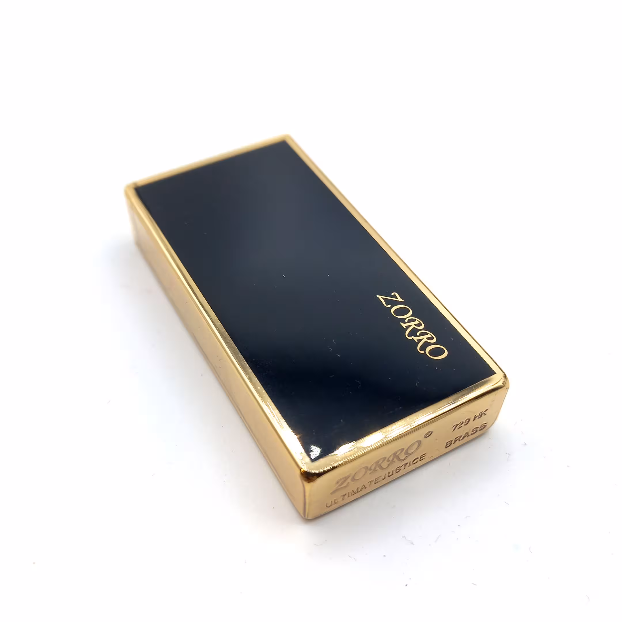 فندک بنزینی زورو مشکی طلایی کد A130023