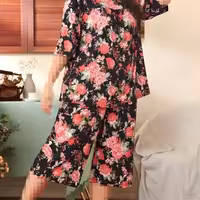 ست دوتیکه تیشرت آستین دار و شلوارک راسته سایز بزرگ