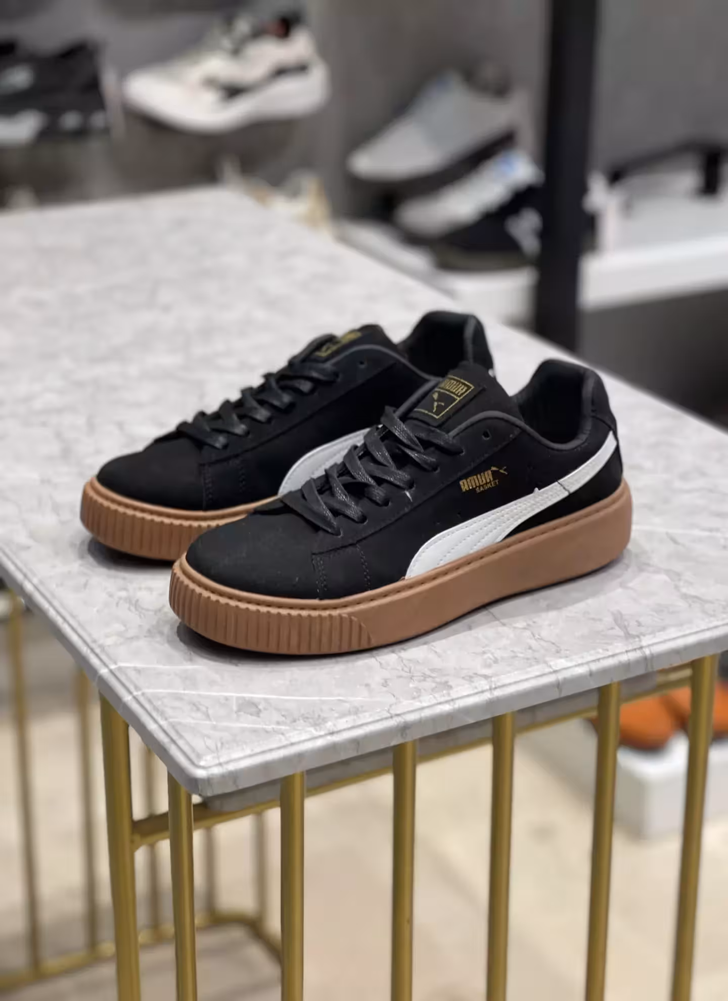 ونس وارداتی پوما مردانه کد m4027 رنگ مشکی سفید سایز42