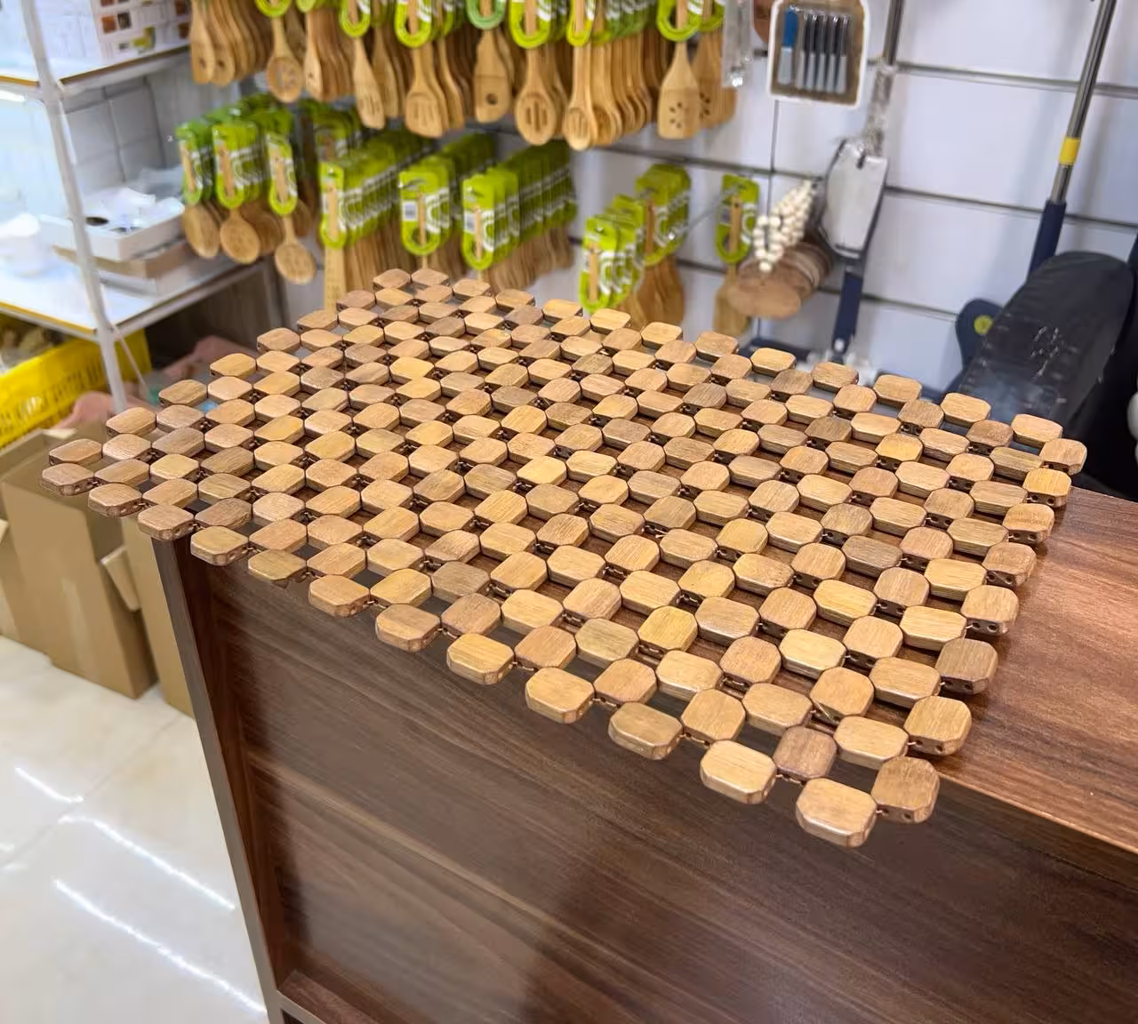 زیردیگی مستطیل مهره مربع