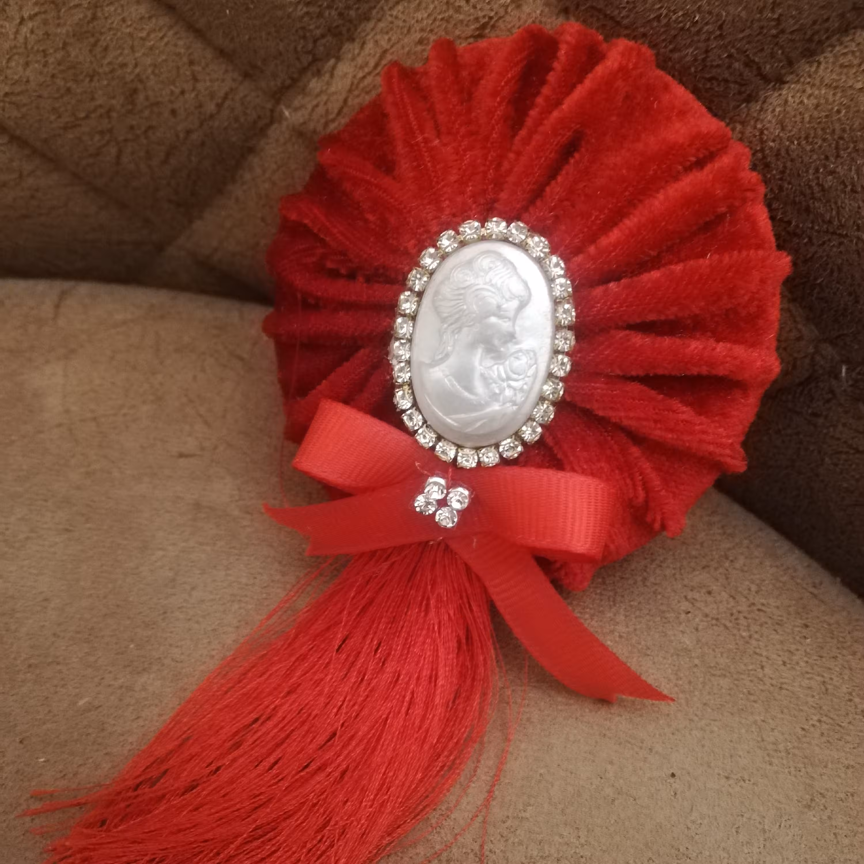 صابون معطر روکش مخمل در دو مدل دایره و بیضی قابل سفارش در رنگ و طرح دلخواه شما