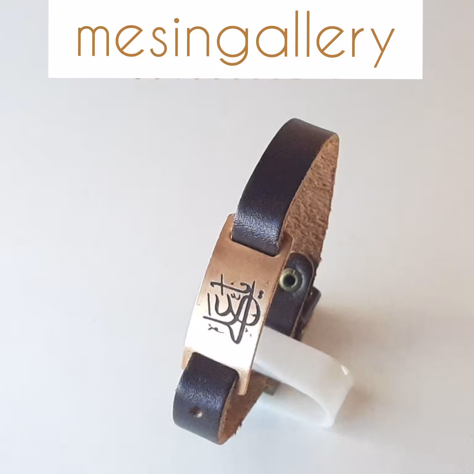 دستبند مس وچرم