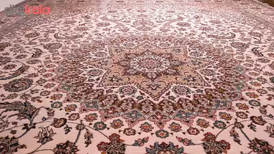 فرش ماشینی زمرد مشهد مدل نایین زمینه کرم