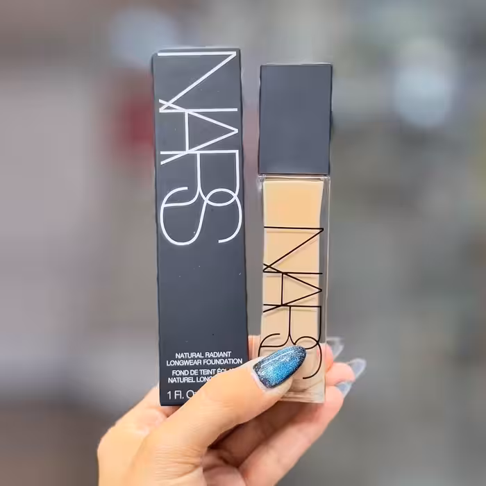 کرم‌ پودر نارس LONG WEAR