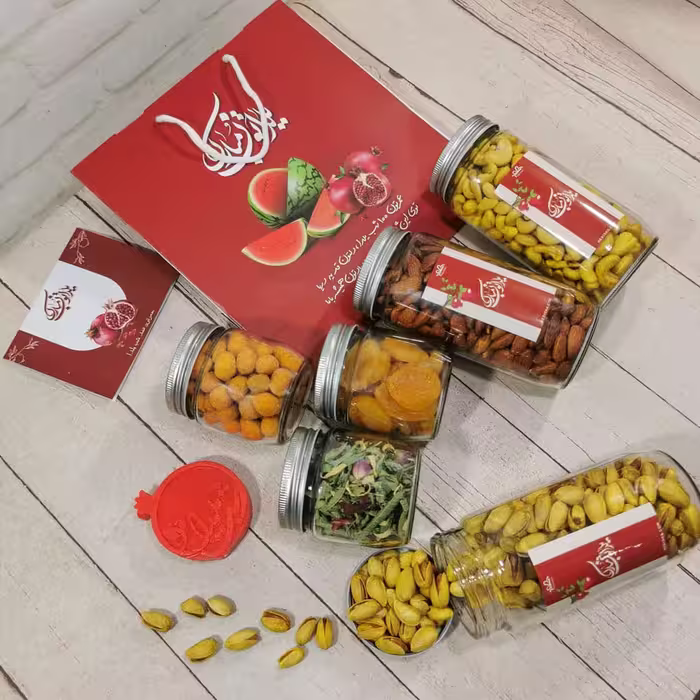 پک هدیه شب یلدا کد B128