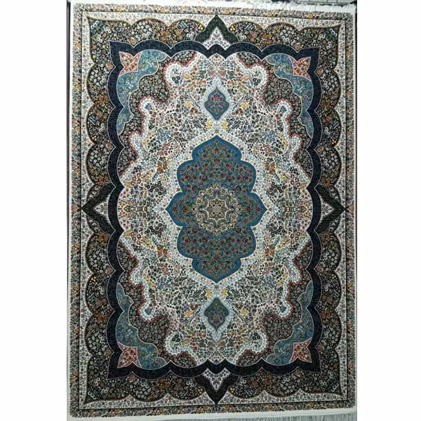 فرش 700 شانه طرح شاه پری زمینه کرم عقیق کاشان