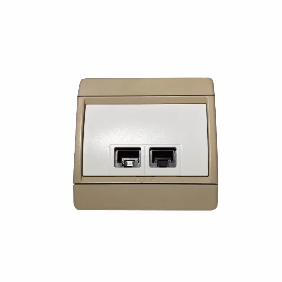 سوکت شبکه دو سوکت لگراند مدل کلاب rj11/rj45 cat6 utp 686128
