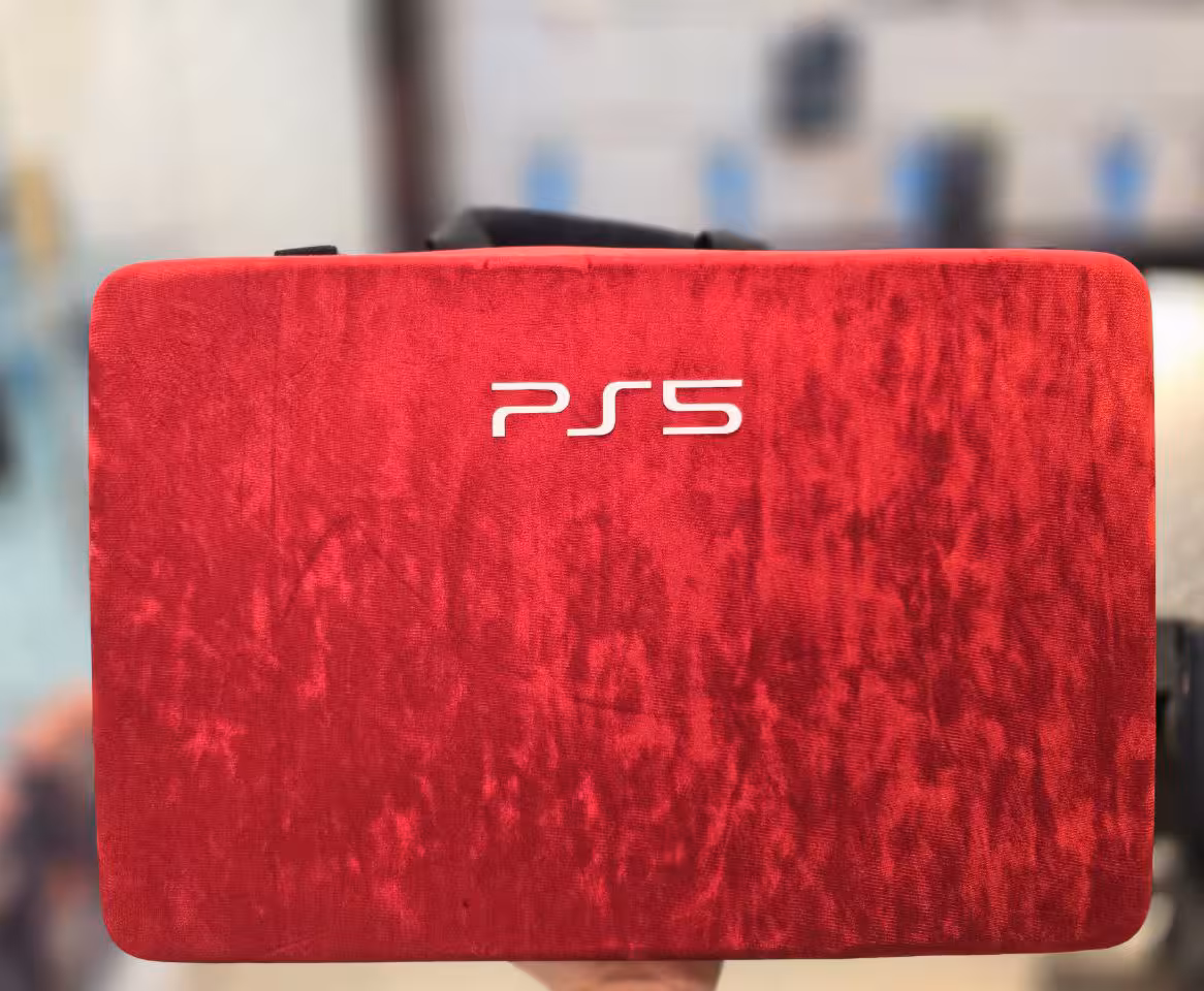 کیف کنسول بازی PS5 Slim رنگ قرمز