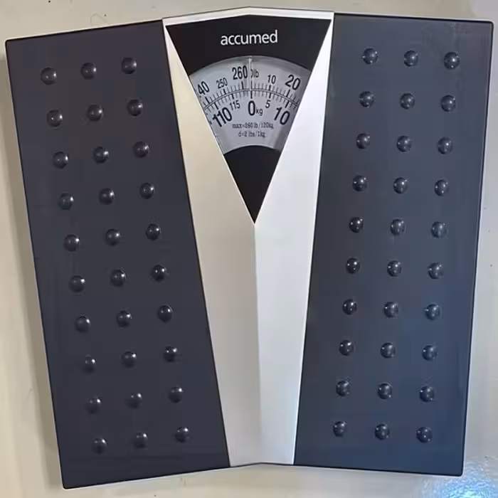 ترازو مکانیکی اکیومد مدل WB1102