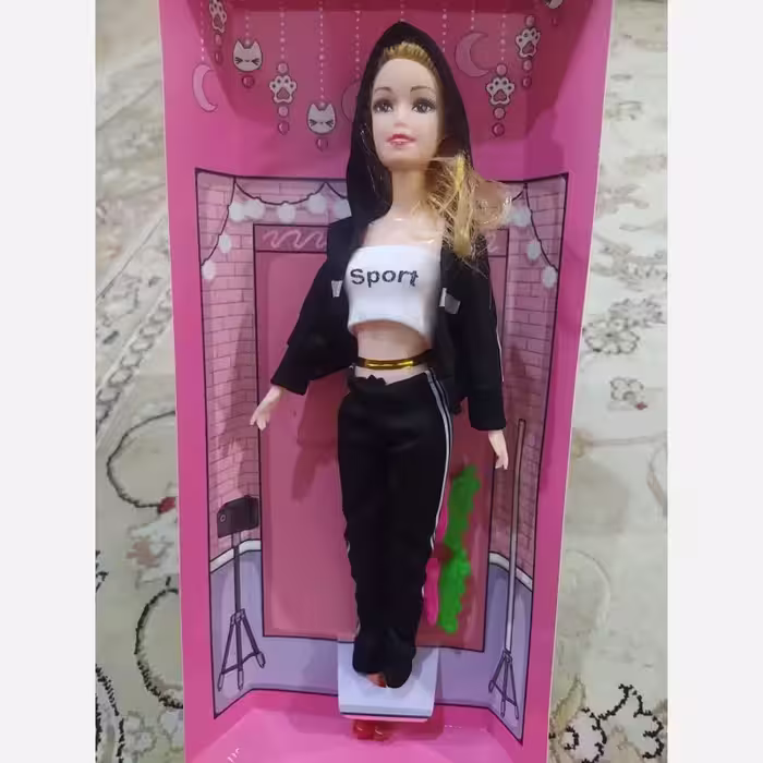 عروسک باربی  مفصلی با کفش اضافه