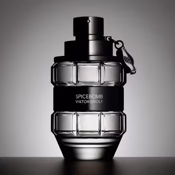عطر ویکتور اند رولف اسپایس بمب B0021