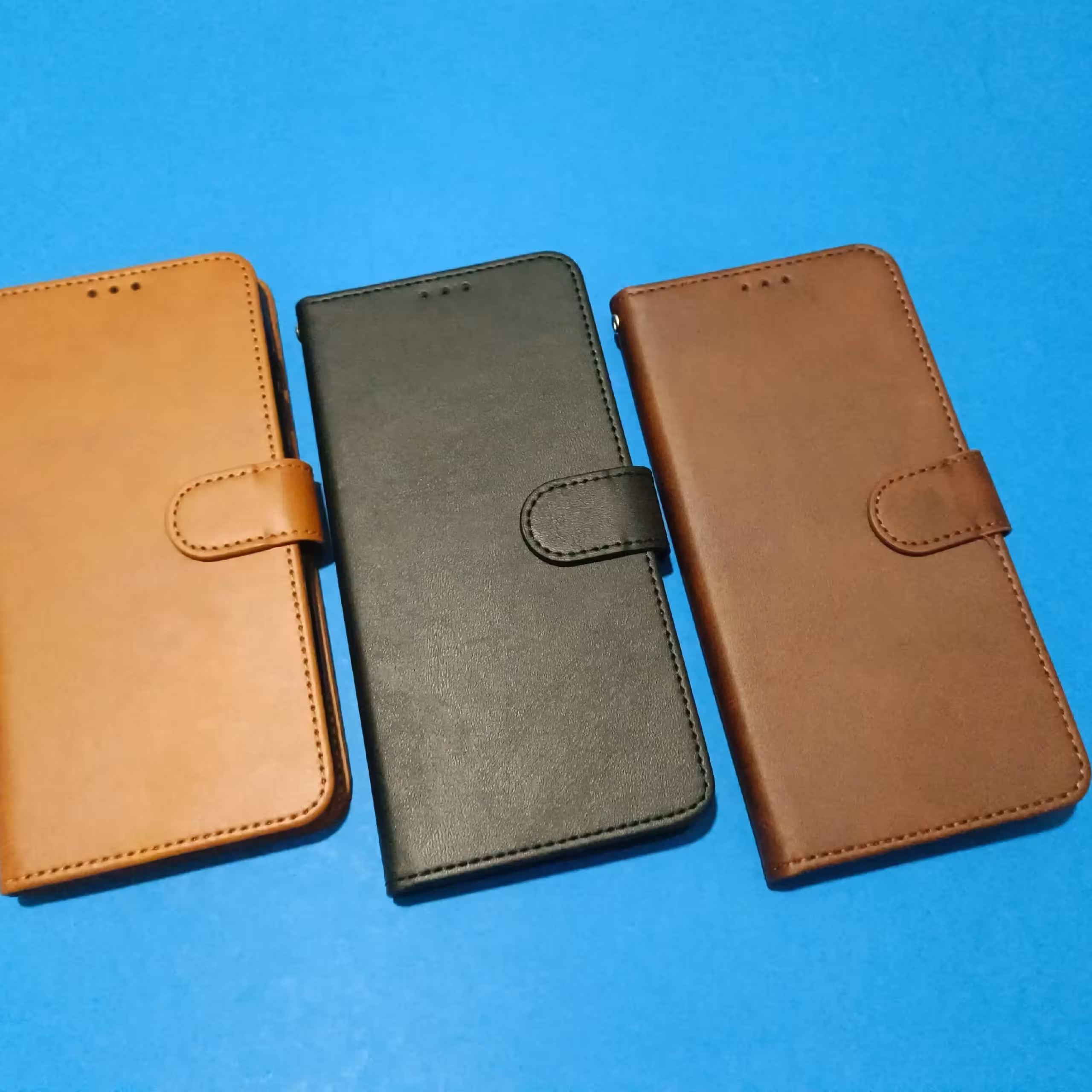 کیف کلاسوری چرمی مگنتی جا کارتی دار مناسب برای گوشی موبایل سامسونگ A31