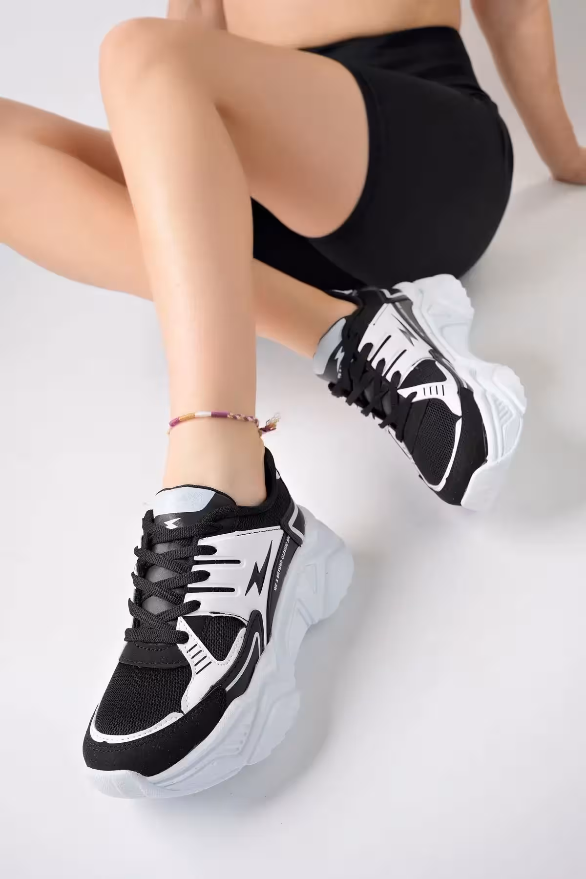 کفش اسنیکر زنانه شیک با کفی بلند مشکی اورجینال ترک - 9336