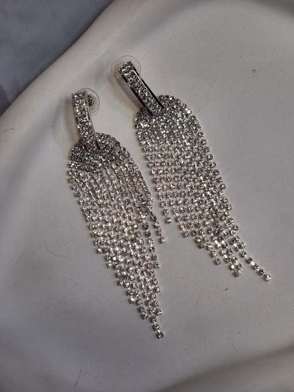 گوشواره میخی جواهری اویز دار