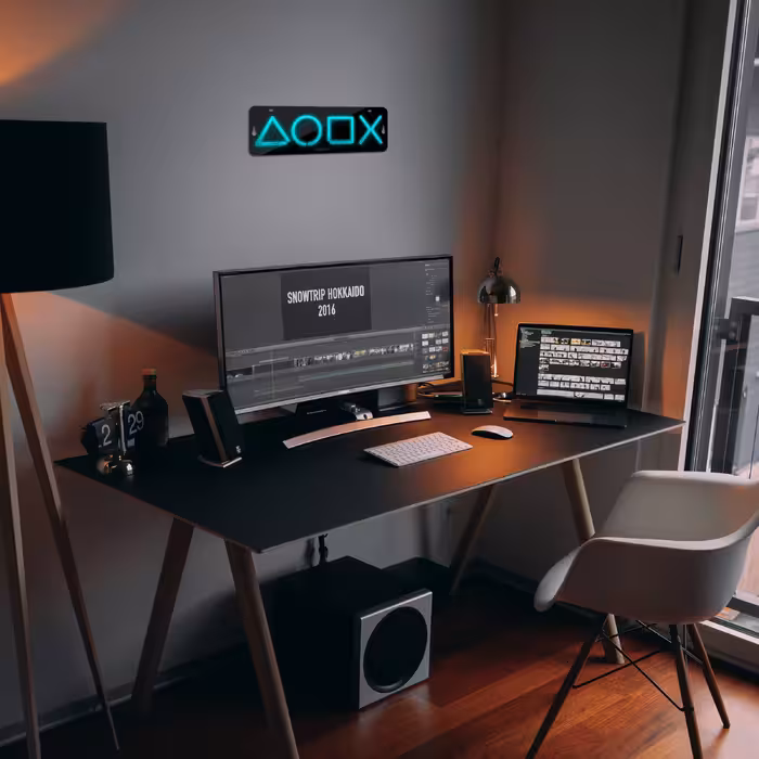 چراغ دیواری نئون دیزاین مدل Ps-Keys-BL_TBL