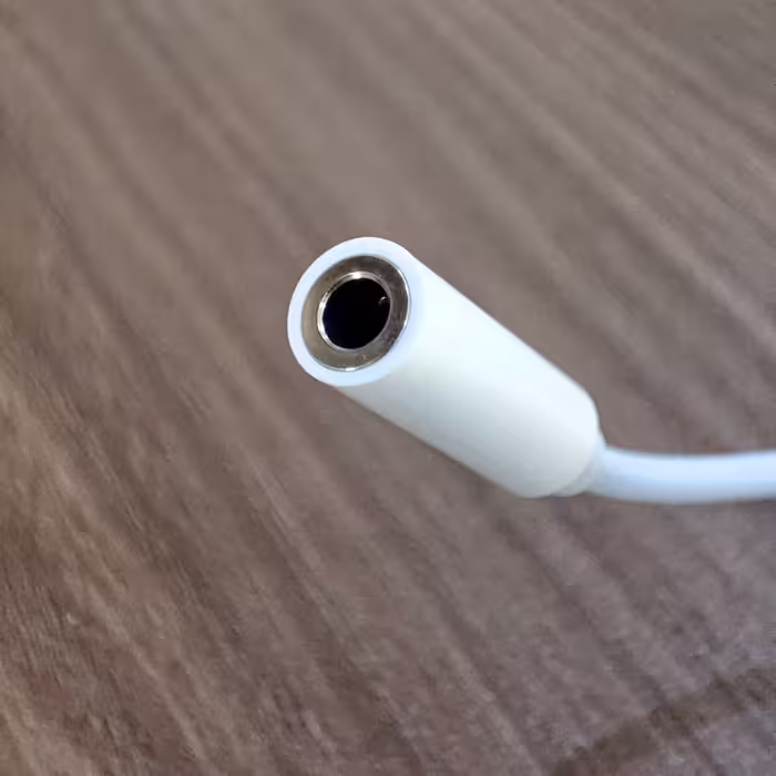 کابل تبدیل USB-C به AUX مدل SUN