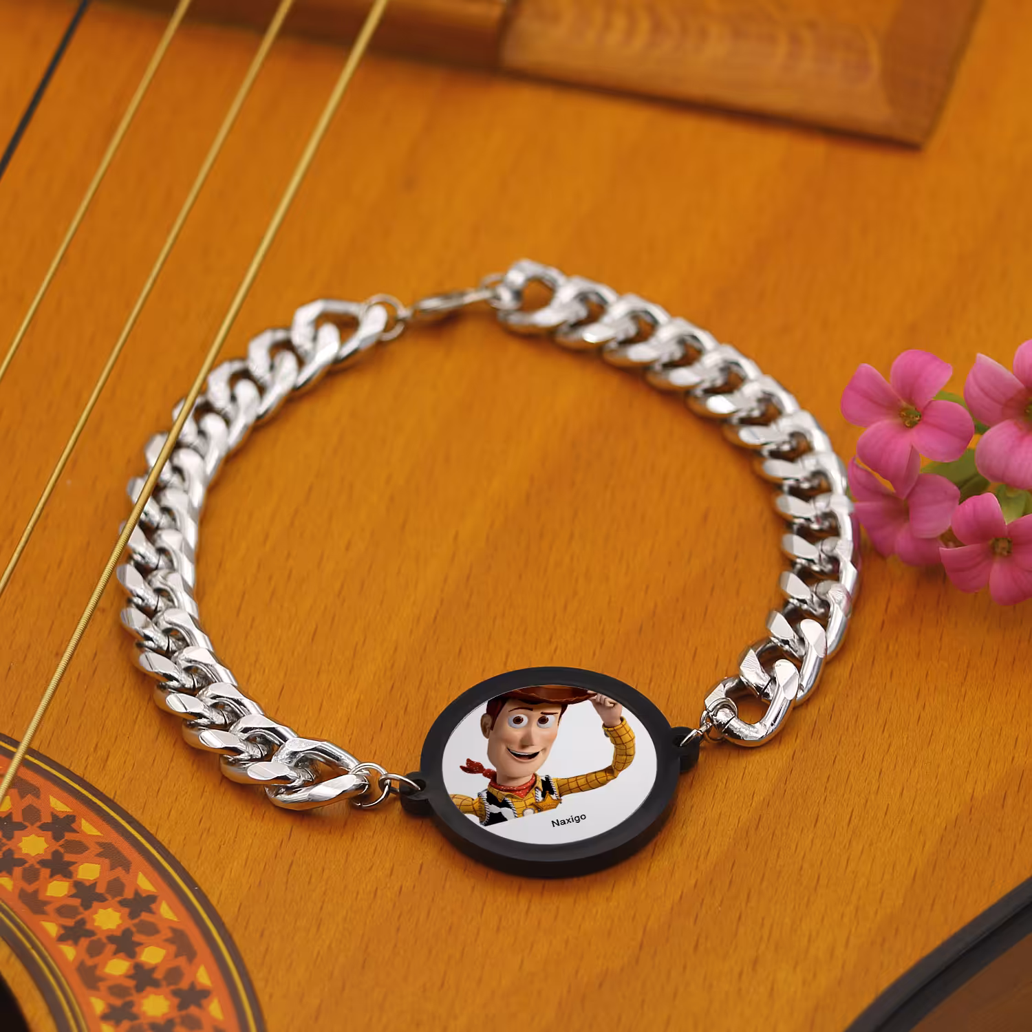 دستبند ناکسیگو مدل وودی کد BZ7707