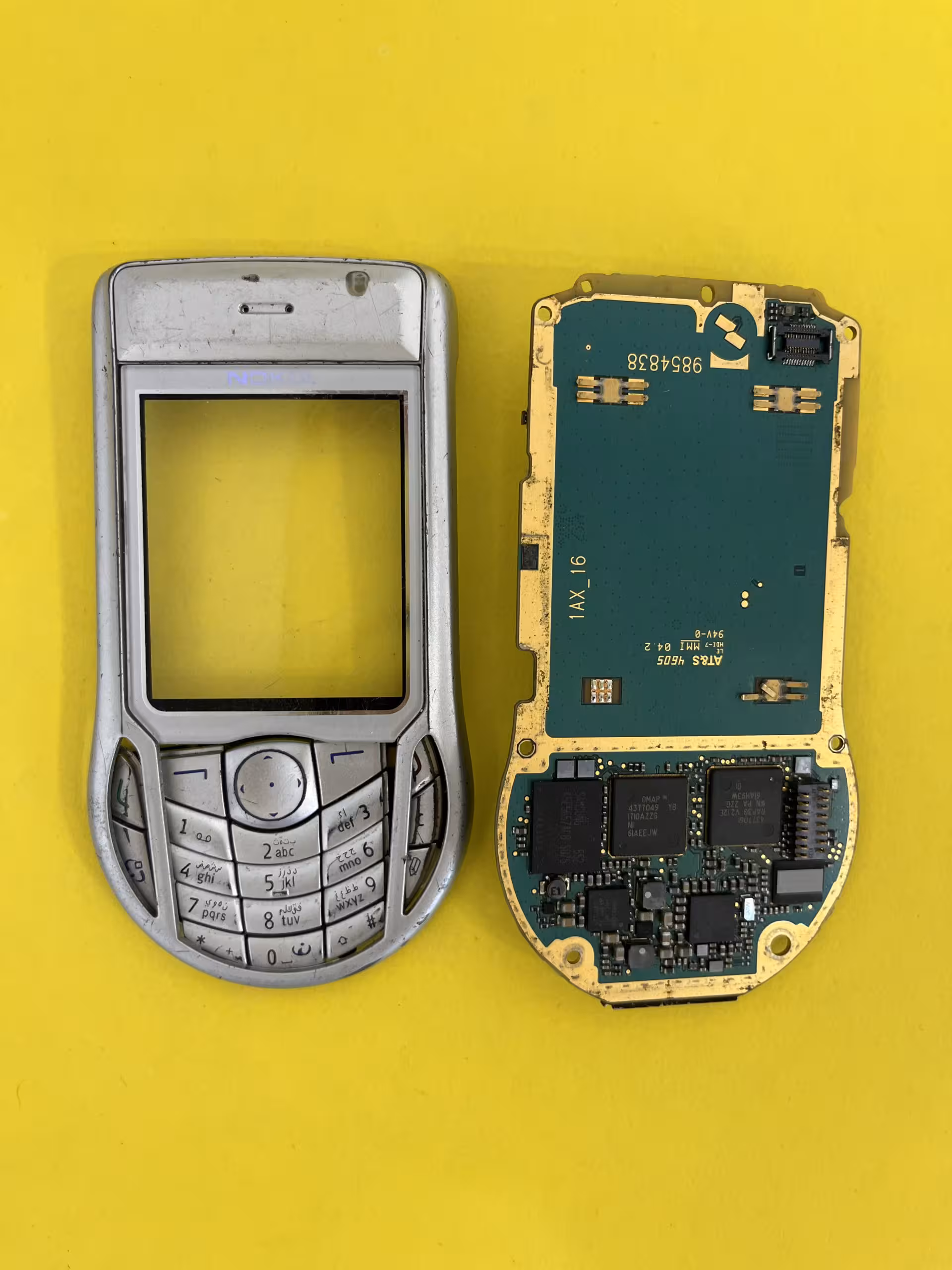 برد نوکیا مدل NOKIA 6630 داخل شبکه سالم و قابل استفاده “اصالت کالا”:”اورجینال” وضعیت ریجستری” وضعیت سفید و داخل شبکه” *** فقط بورد خام ***