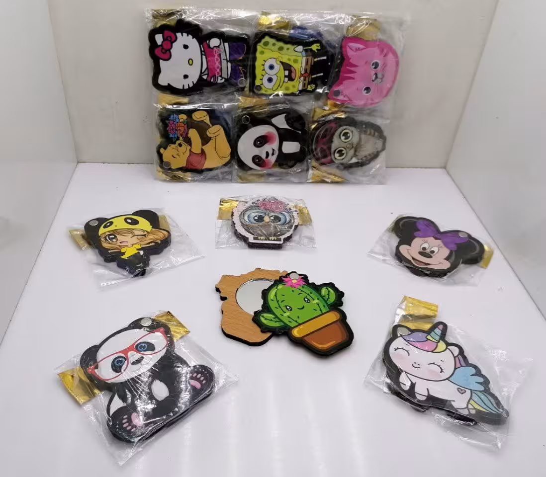 آینه چوبی فانتزی طرح کارتنی (پست پیشتاز پس کرایه)