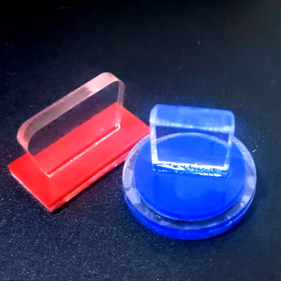 مهر ژلاتینی با پایه فانتزی در طرح ها وسایز های مختلف 