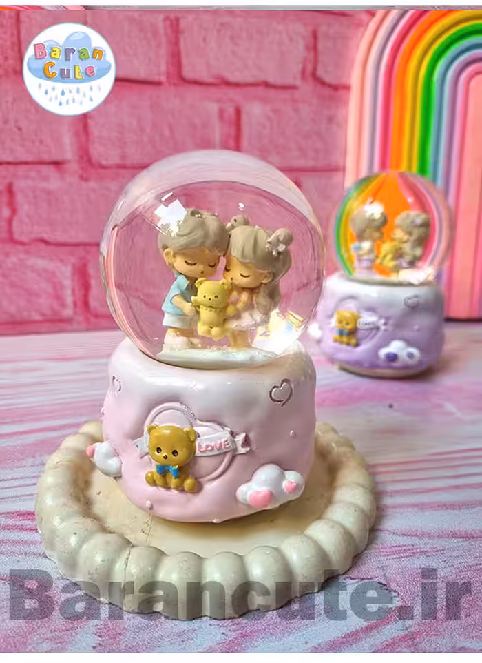 گوی موزیکال برفی چراغ دار (سایز متوسط) طرح دختر و پسر کیوت