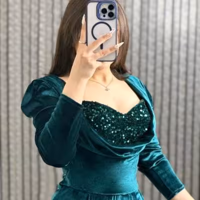 پیراهن مهمانی زنانه مخمل کره ای وخرجکارپولک مدل دلارام