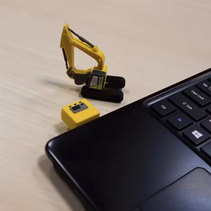 فلش مموری طرح بیل مکانیکی مدل UL-Excavator ظرفیت 8 گیگابایت