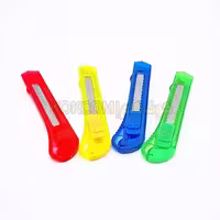 کاتر موکت بری دسته پلاستیکی رنگبندی(تیغ موکت ) (خرازی و خیاطی)